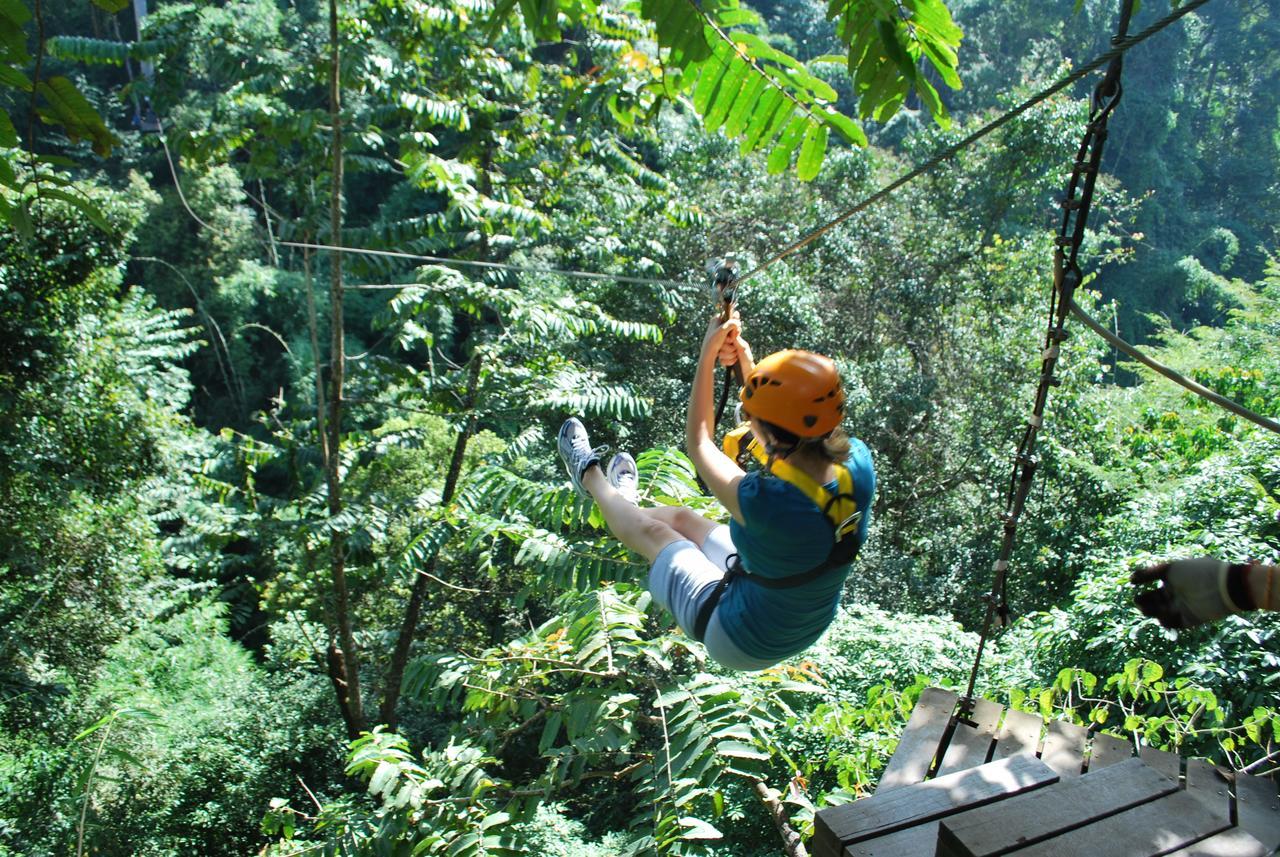 Citi Square By Battery Park Hostel Chiang Mai Buitenkant foto