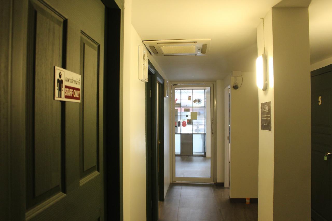 Citi Square By Battery Park Hostel Chiang Mai Buitenkant foto