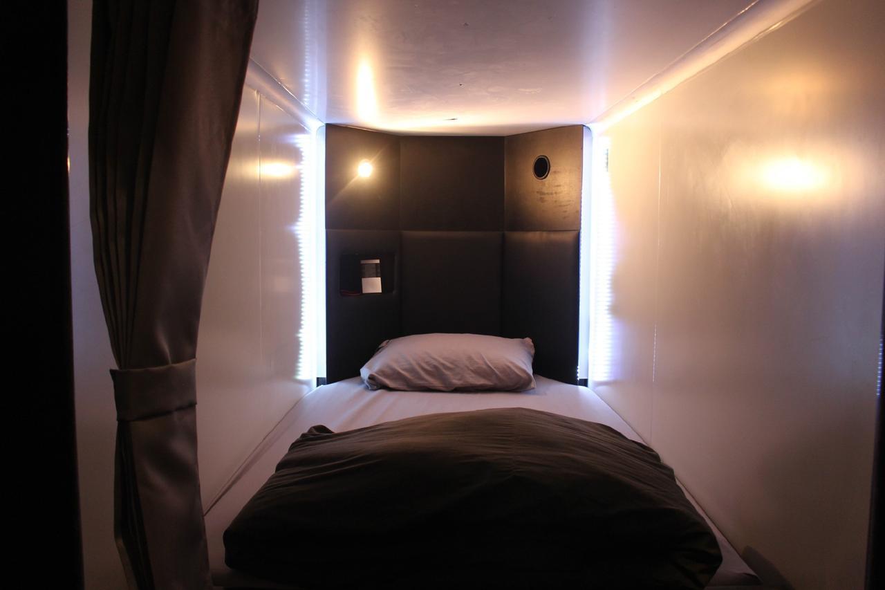 Citi Square By Battery Park Hostel Chiang Mai Buitenkant foto